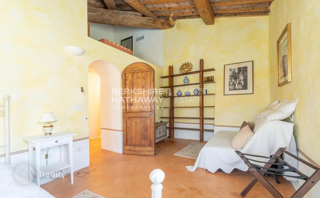 8-Bedroom House in Siena, Italy, photo 4