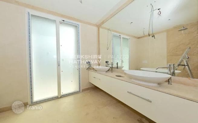 13-Room Villa in Pietrasante, Italy