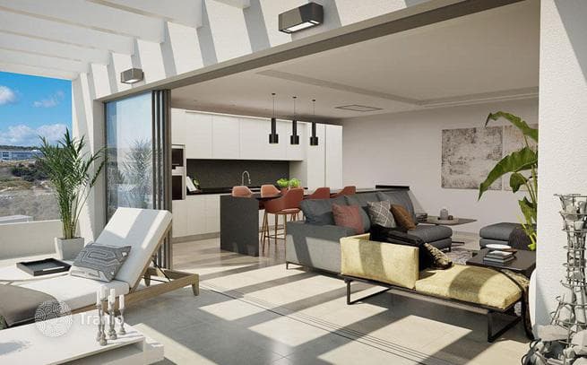 2-Bedroom Penthouse with Terrace in Estepona, Spain, photo 4