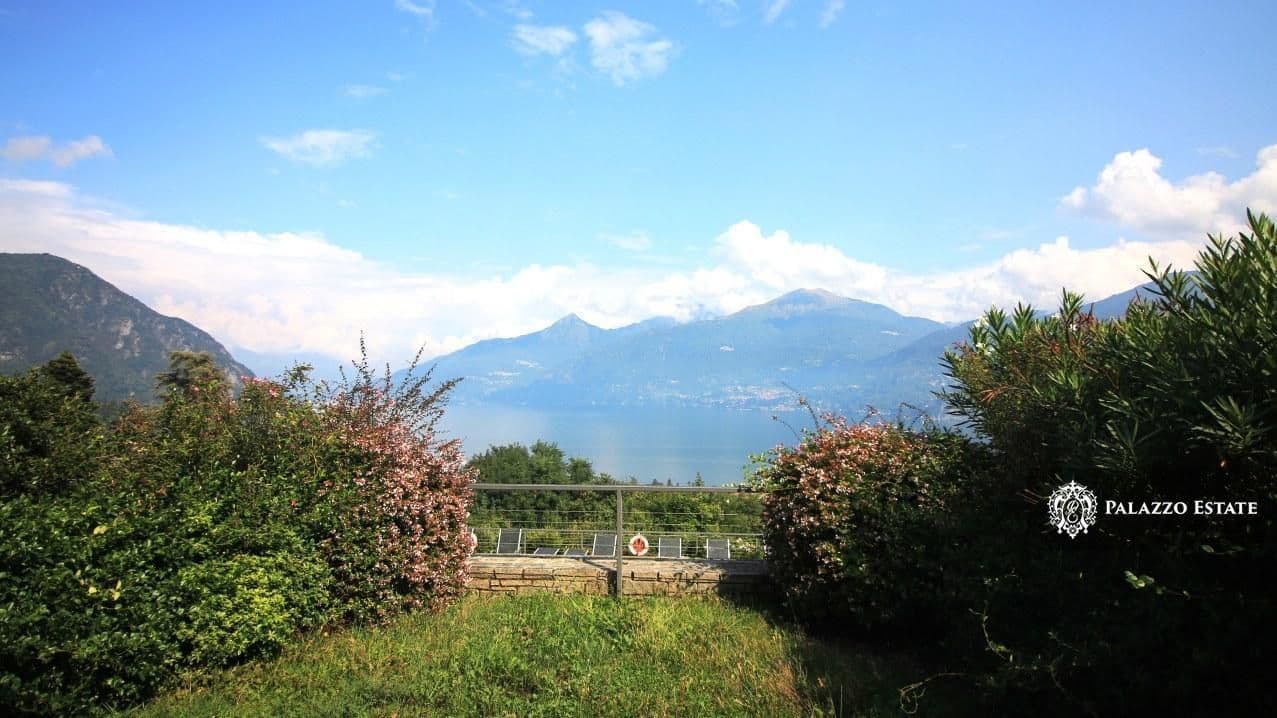1-Bedroom Apartment in Menaggio, photo 2
