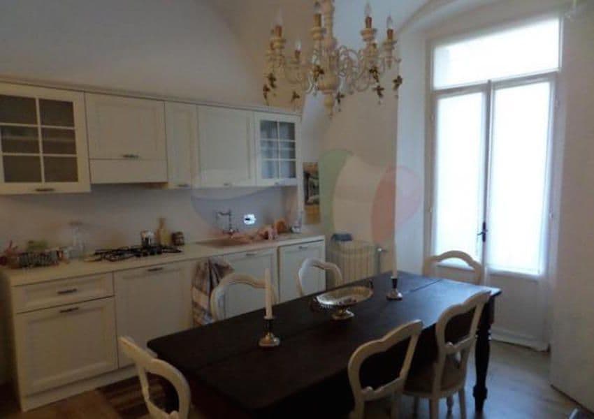 2-Bedroom Apartment in Arma di Taggia, photo 3
