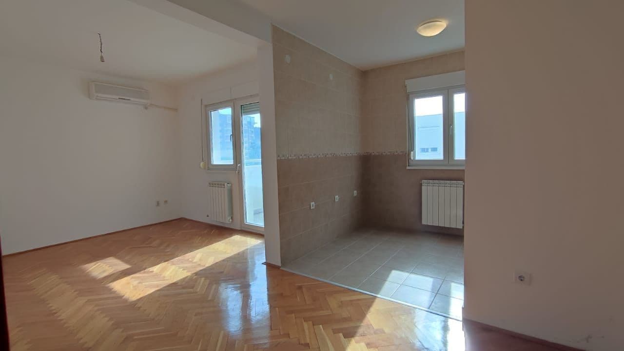 Квартира в Баре, Черногория, 76 м², фото 5