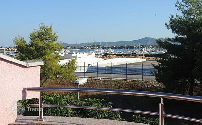 Villa with Terrace and Garden Near the Beach in Zadar, photo 4
