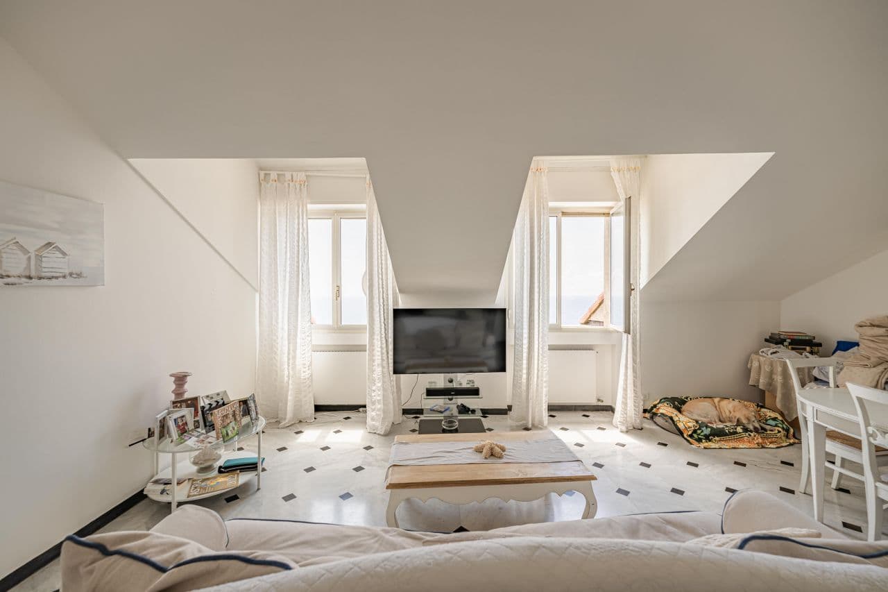 Апартаменты в Генуе, Италия, 100 м², фото 2