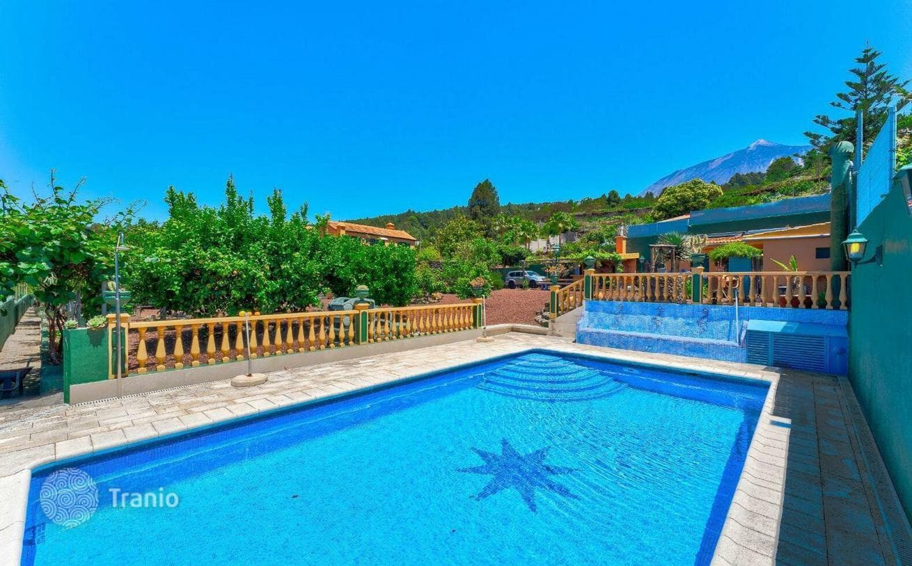 4-Bedroom Villa with Heated Pool and Garden in Icod de los Vinos, Tenerife, photo 2