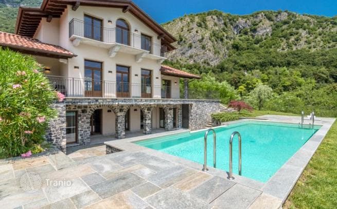 3-Story Villa with Private Pool and Garden on Lake Como in Tremezzina, Como