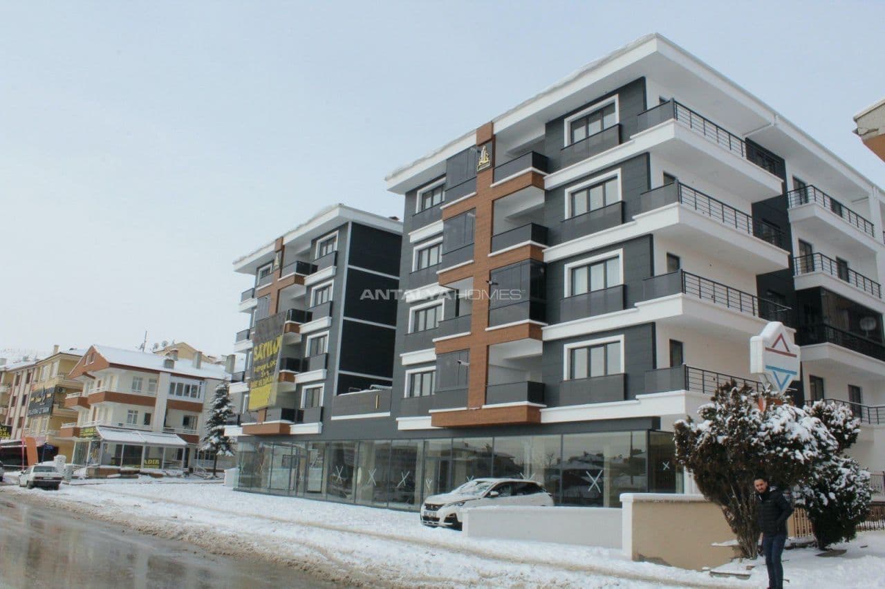 3-Bedroom Apartment in Golbasi, Ankara, photo 2