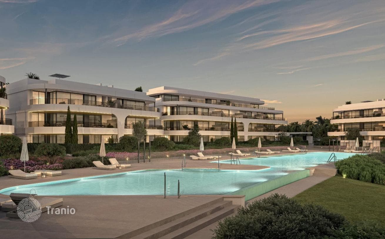 3-Bedroom Apartment in Estepona East, Estepona, photo 3