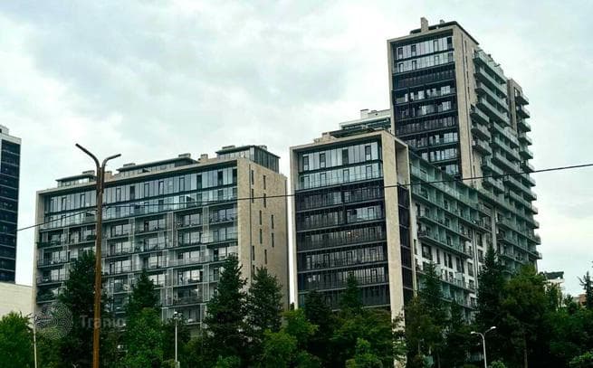 3-Bedroom Apartment with Balconies and Park View in Tbilisi, photo 5