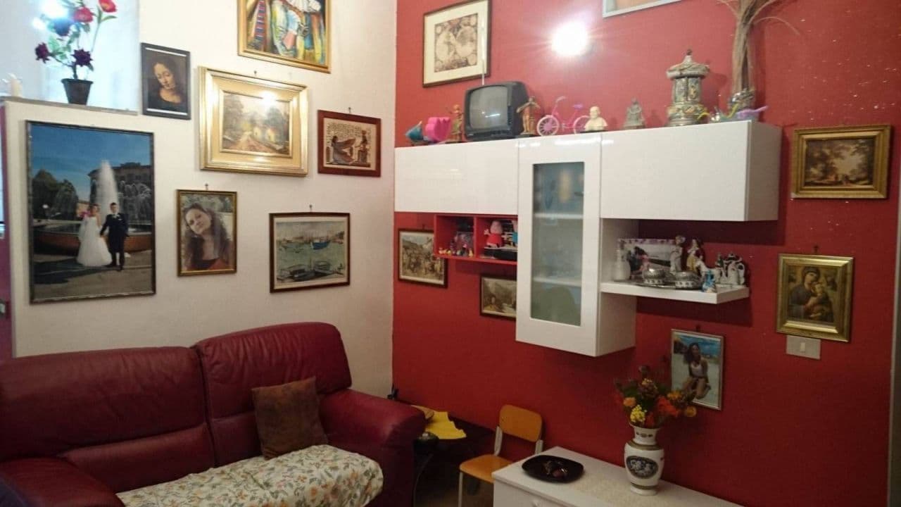 Квартира в Империи, Италия, 75 м²