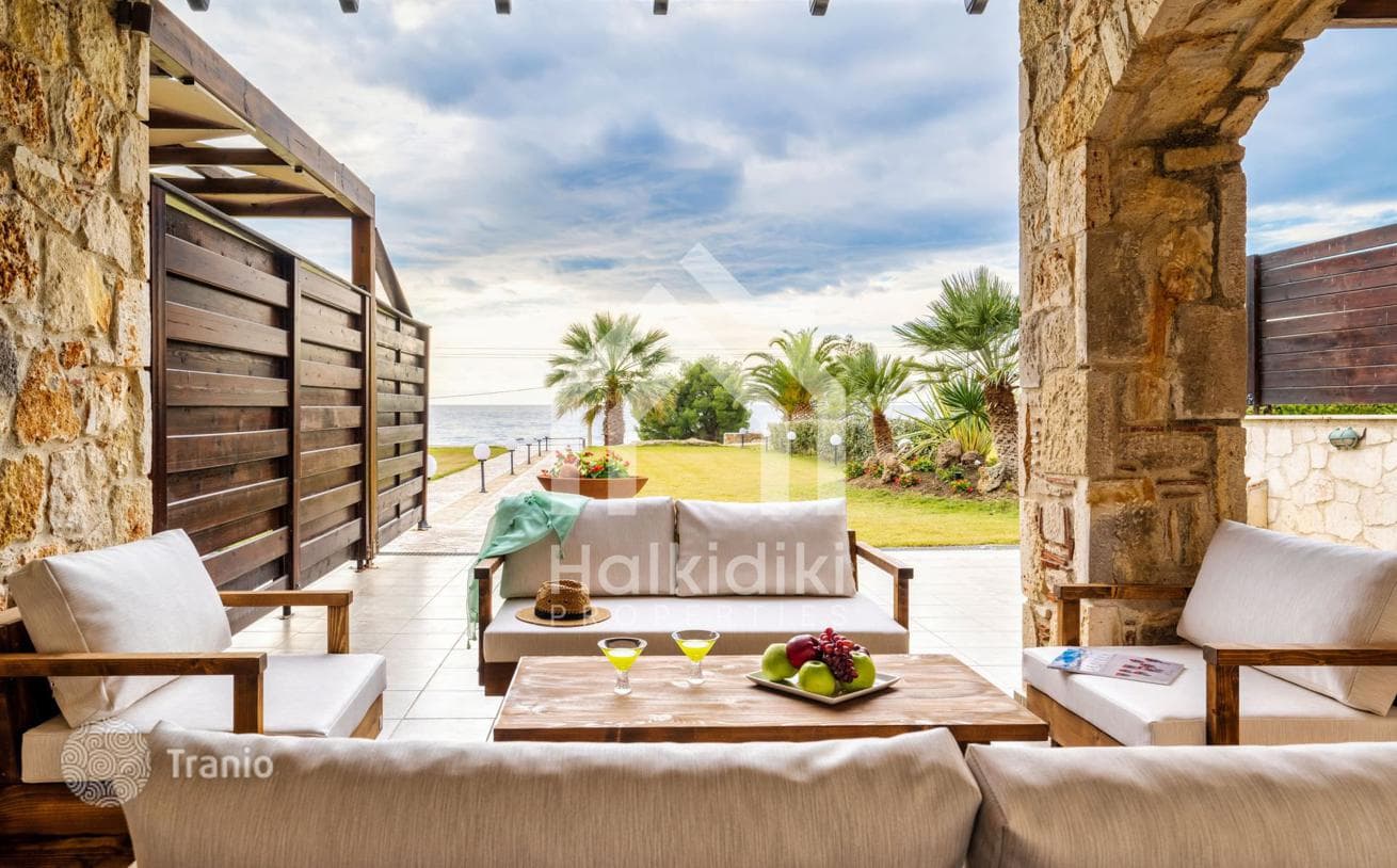 14-Bedroom Villa with 9 Bathrooms in Halkidiki, Greece, photo 5