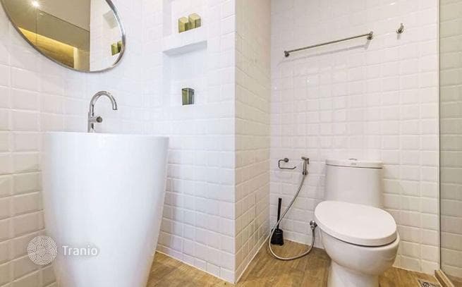 2-Bedroom Condo in Ratchathewi, Bangkok