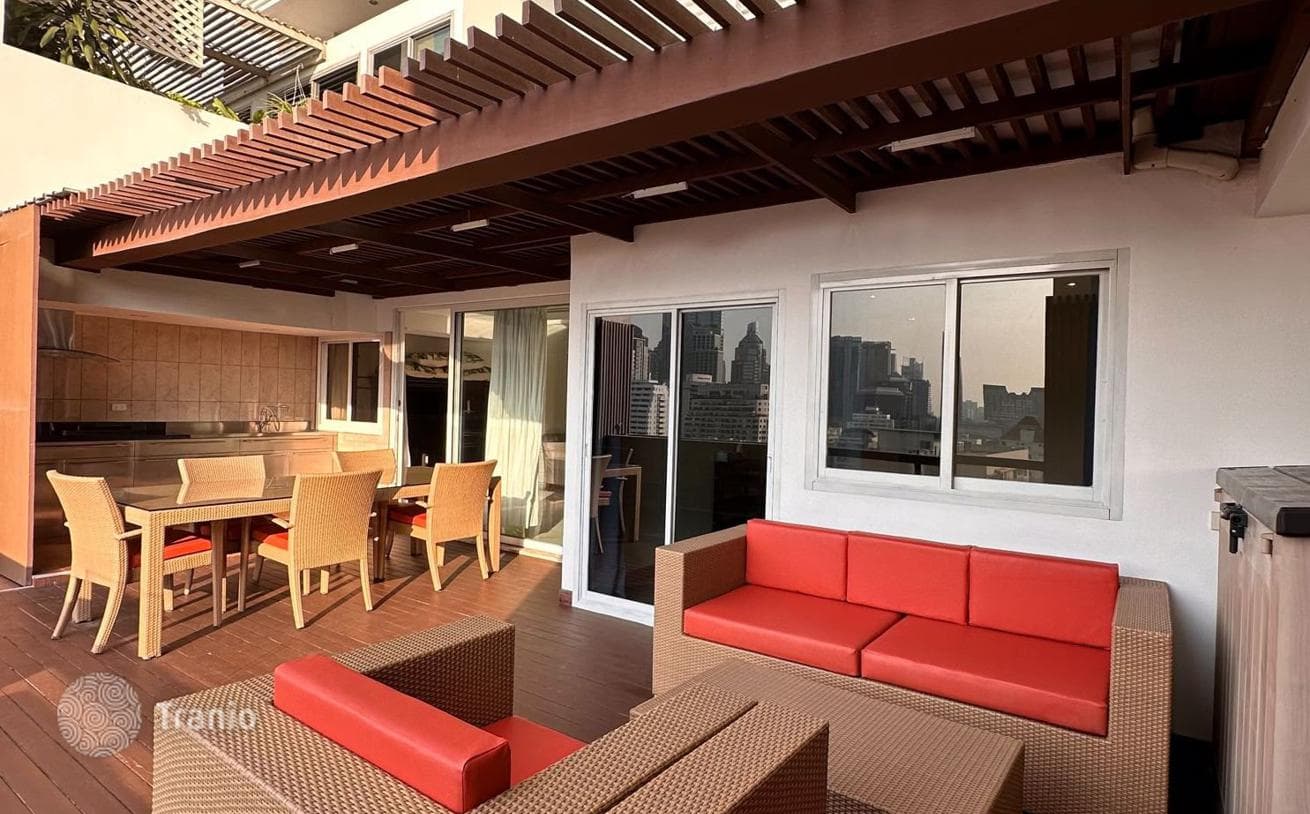 3-Bedroom Condo in Khlong Toei, Bangkok, photo 4