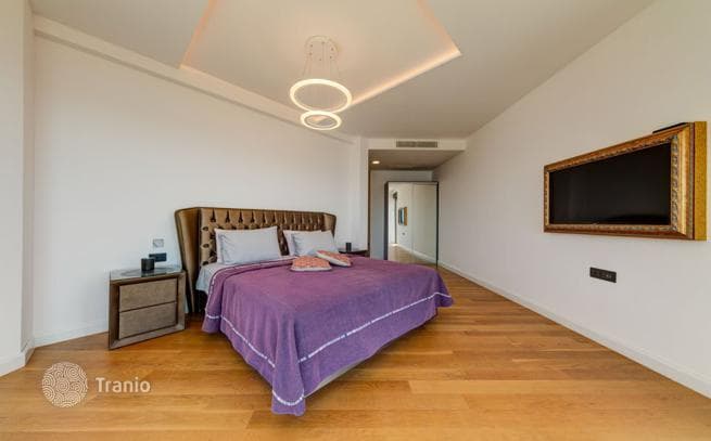 4-Bedroom Villa with Private Pool and Bay Views in Tivat, photo 5