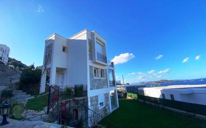 2-Bedroom Villa with Private Garden and Sea View in Bodrum, photo 5