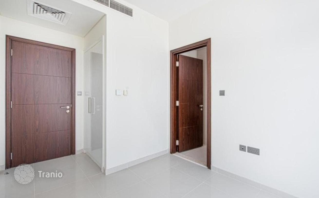 Luxury Villas and Townhouses in Damac Hills 2, Dubai, photo 5