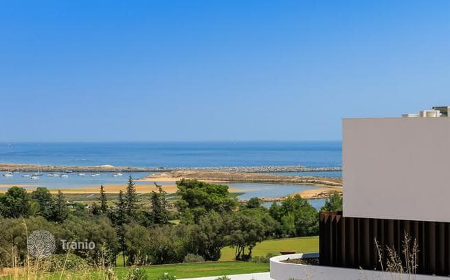 Land Plot with V4 Villa Permission and Beach View in Faro, Algarve, photo 5