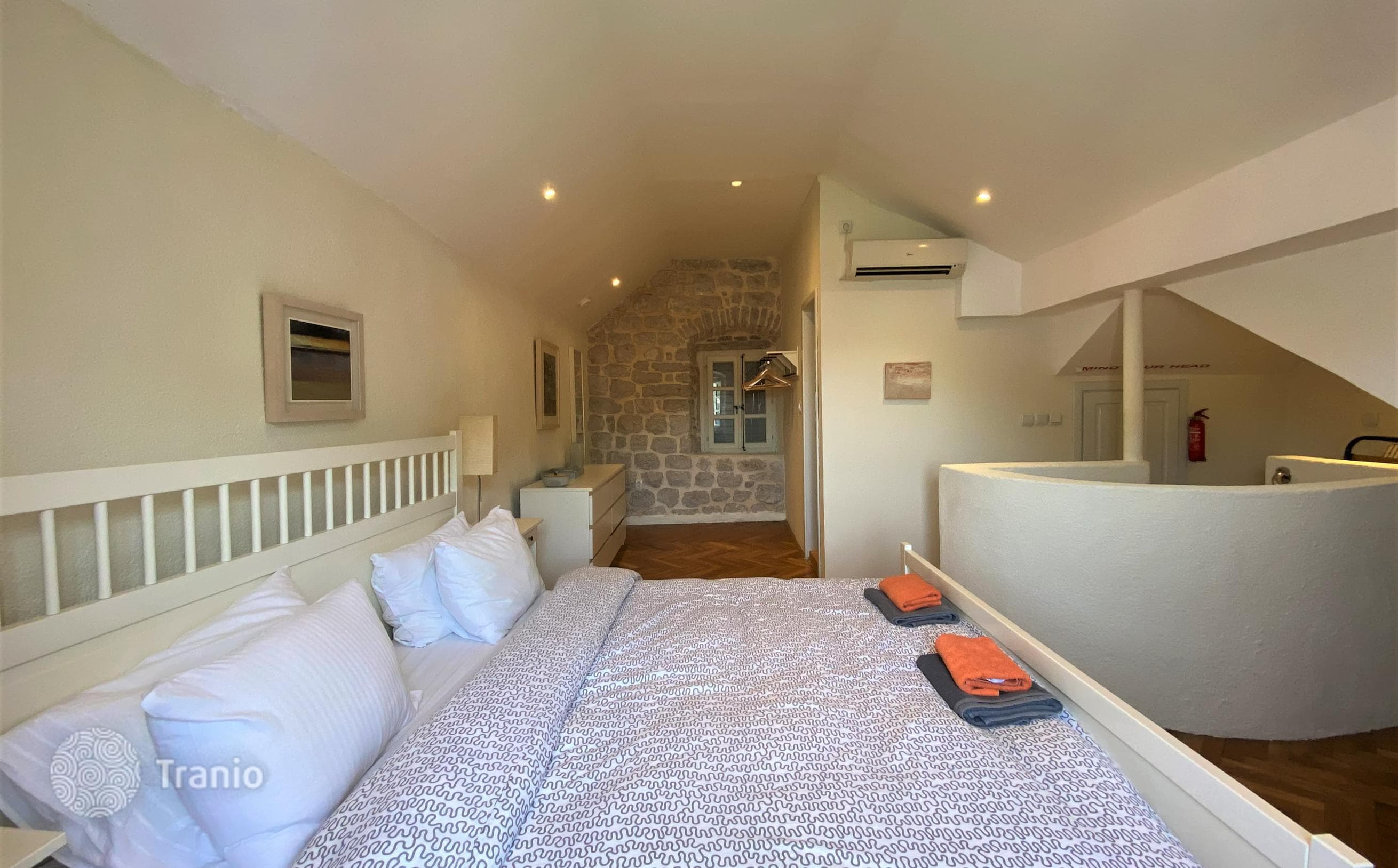 2-Bedroom House with Garden in Perast, Kotor, photo 4