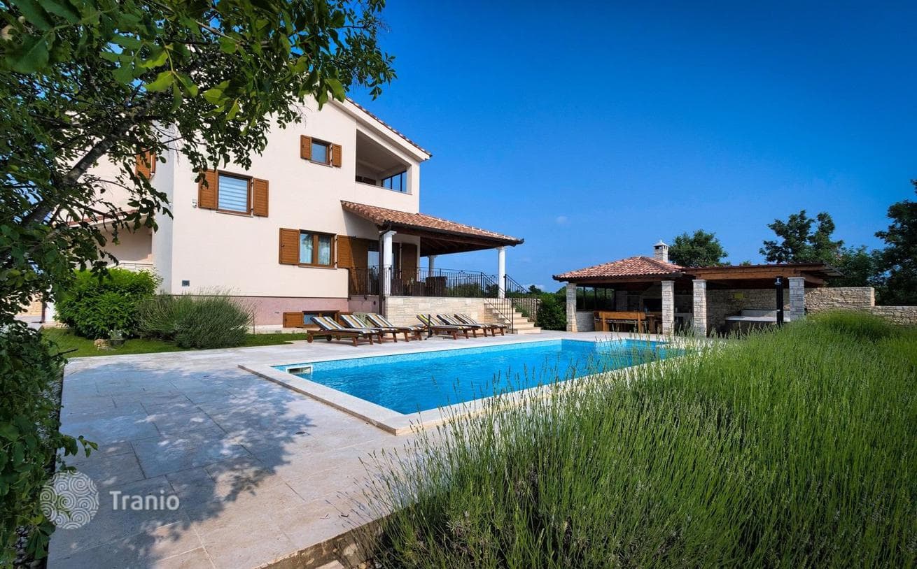 Luxury Villa with Private Pool and Sports Courts in Pula, Istria, photo 2