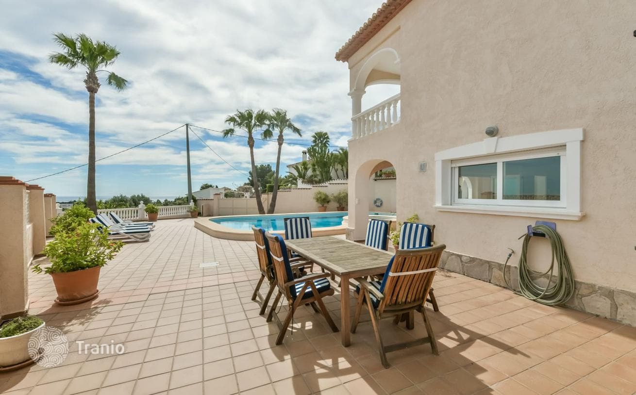 6-Bedroom Villa with Bay View in Calpe, photo 2