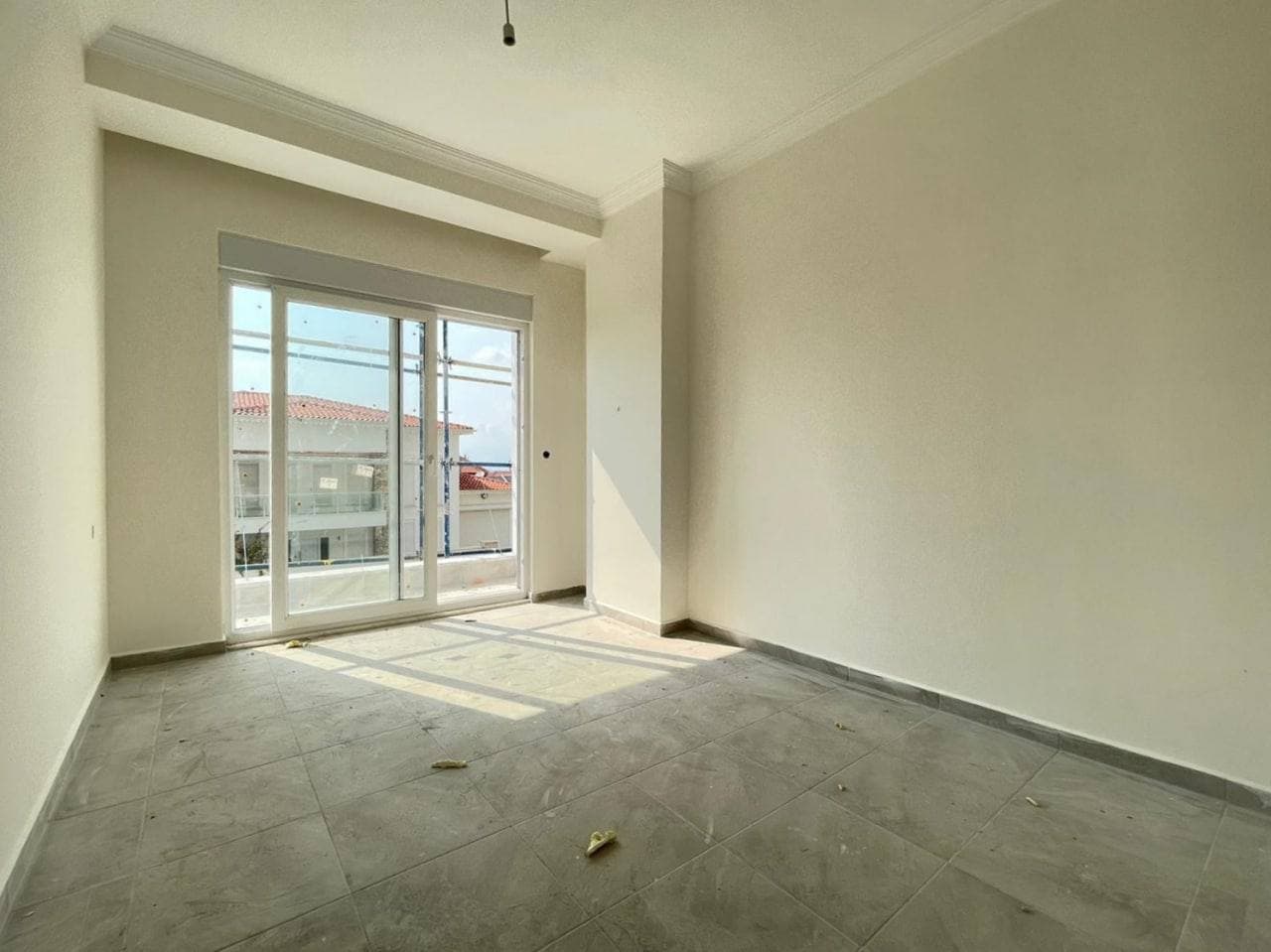 1-Bedroom (1+1) Apartment in Mahmutlar, photo 5