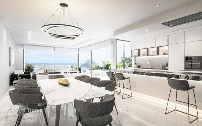 3-Story Villa with Private Pool and Sea View in Calpe, Alicante, photo 4