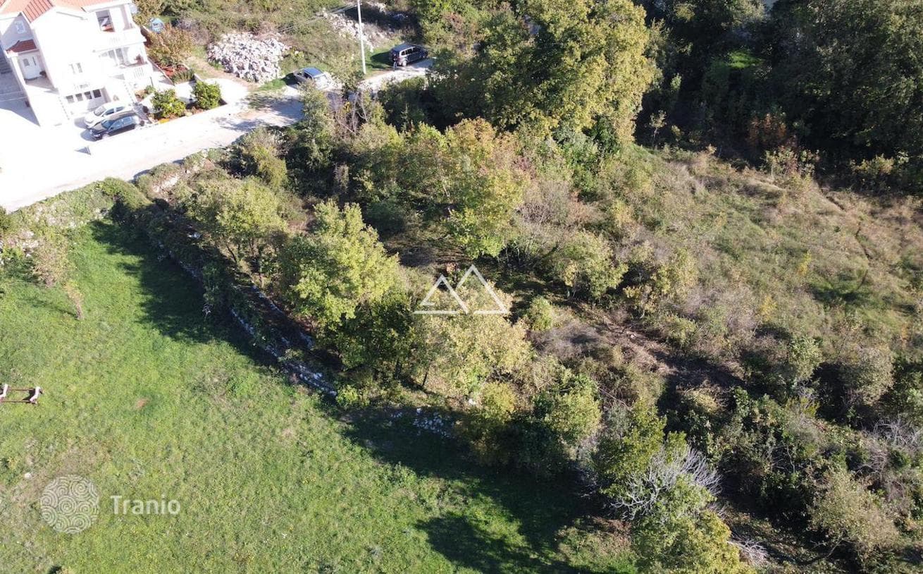 Urbanized Land Plot with Luxury Villa Project in Djurasevici, photo 4