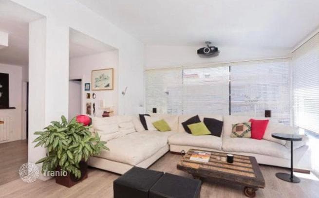 3-Bedroom Penthouse with Private Pool in Sarria-Sant Gervasi, Barcelona, photo 4