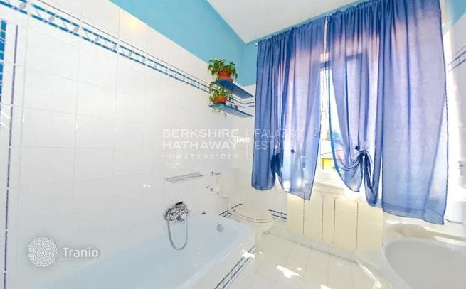 5-Bedroom Villa in Pietrasanta, Italy, photo 3