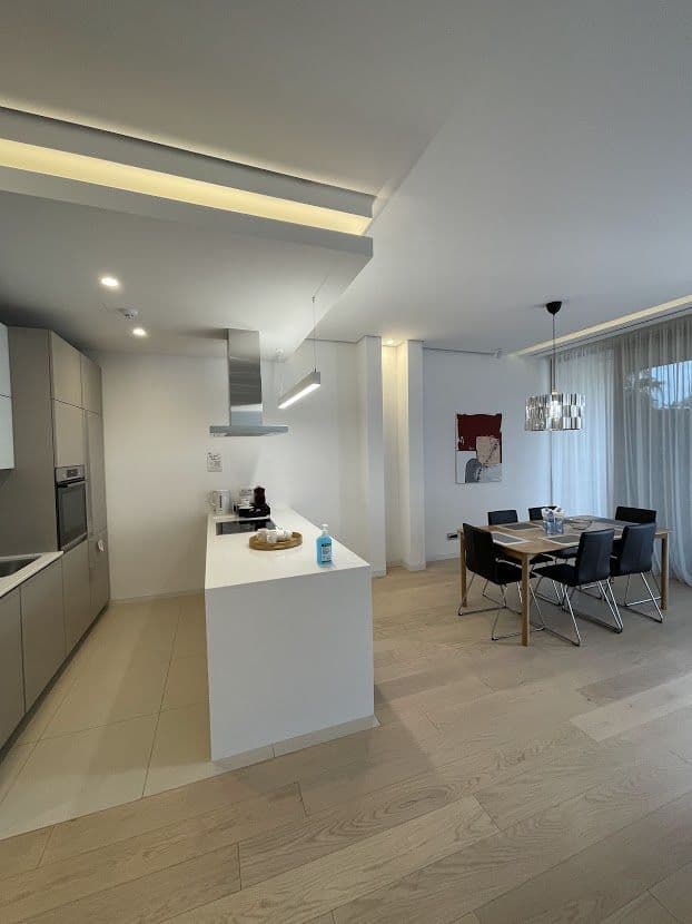 3-Bedroom Apartment in Budva, photo 3