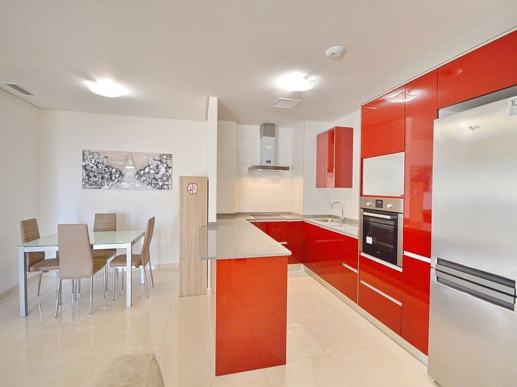 2-Bedroom Apartment in Villamartin, photo 2