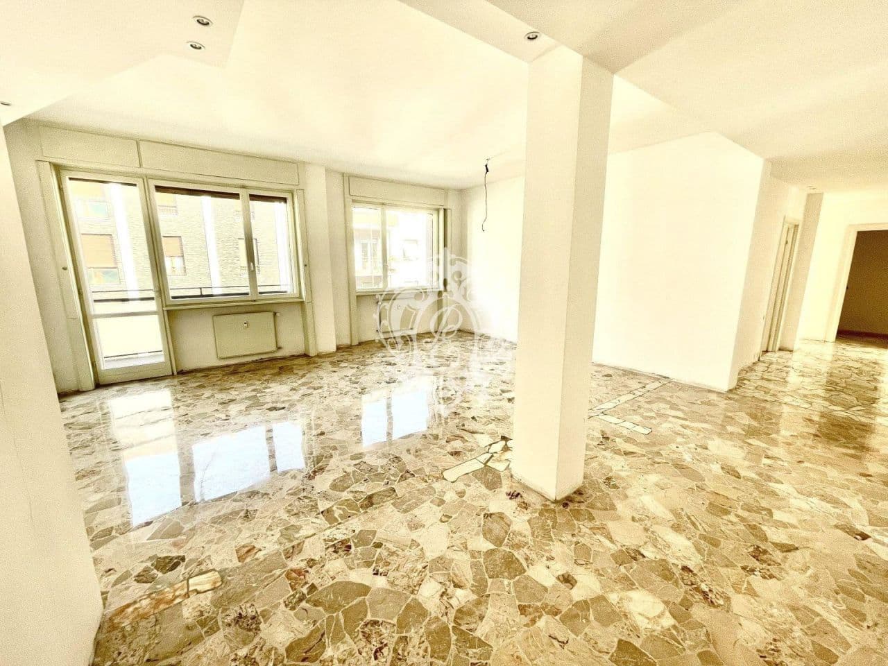 4-Bedroom Apartment in Como, Italy