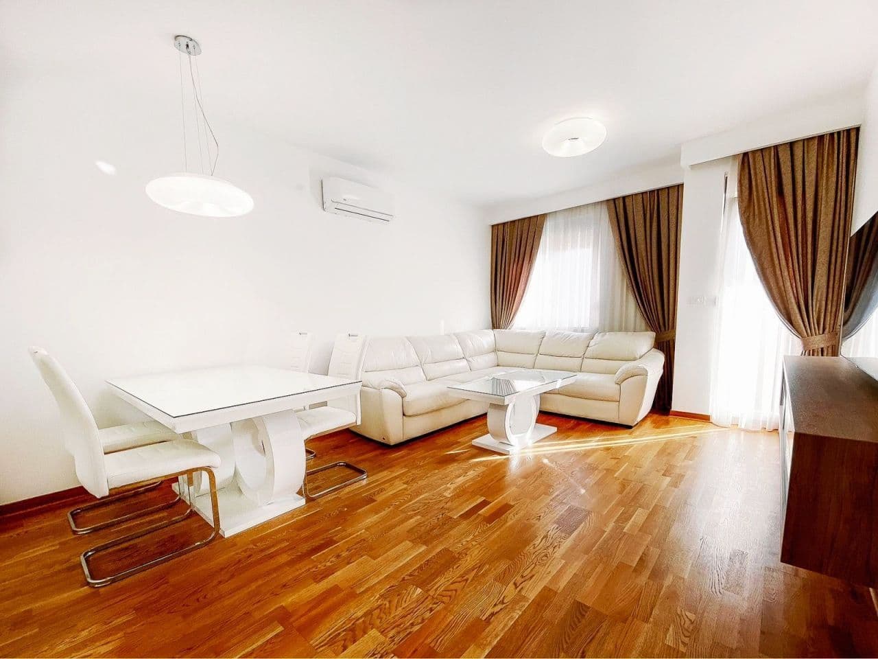 2-Bedroom Apartment in Podgorica, photo 3