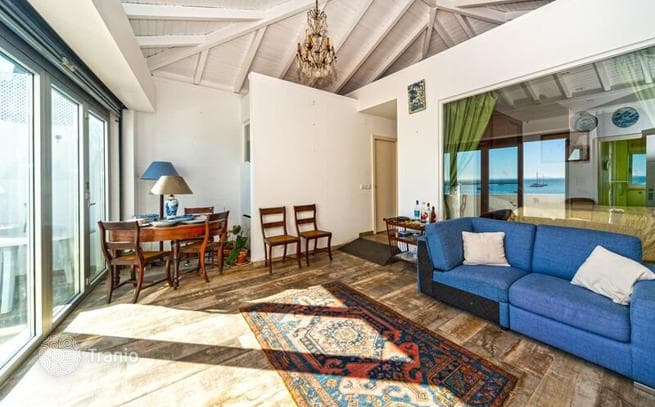 2-Bedroom Villa in Cascais, Portugal, photo 2