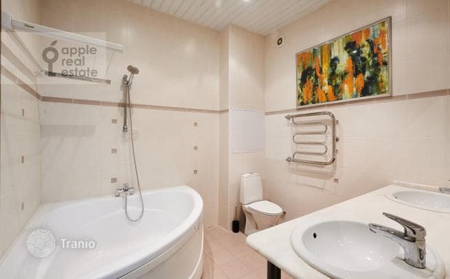 2-Bedroom Apartment with River View in Dorogomilovo, Moscow, photo 2
