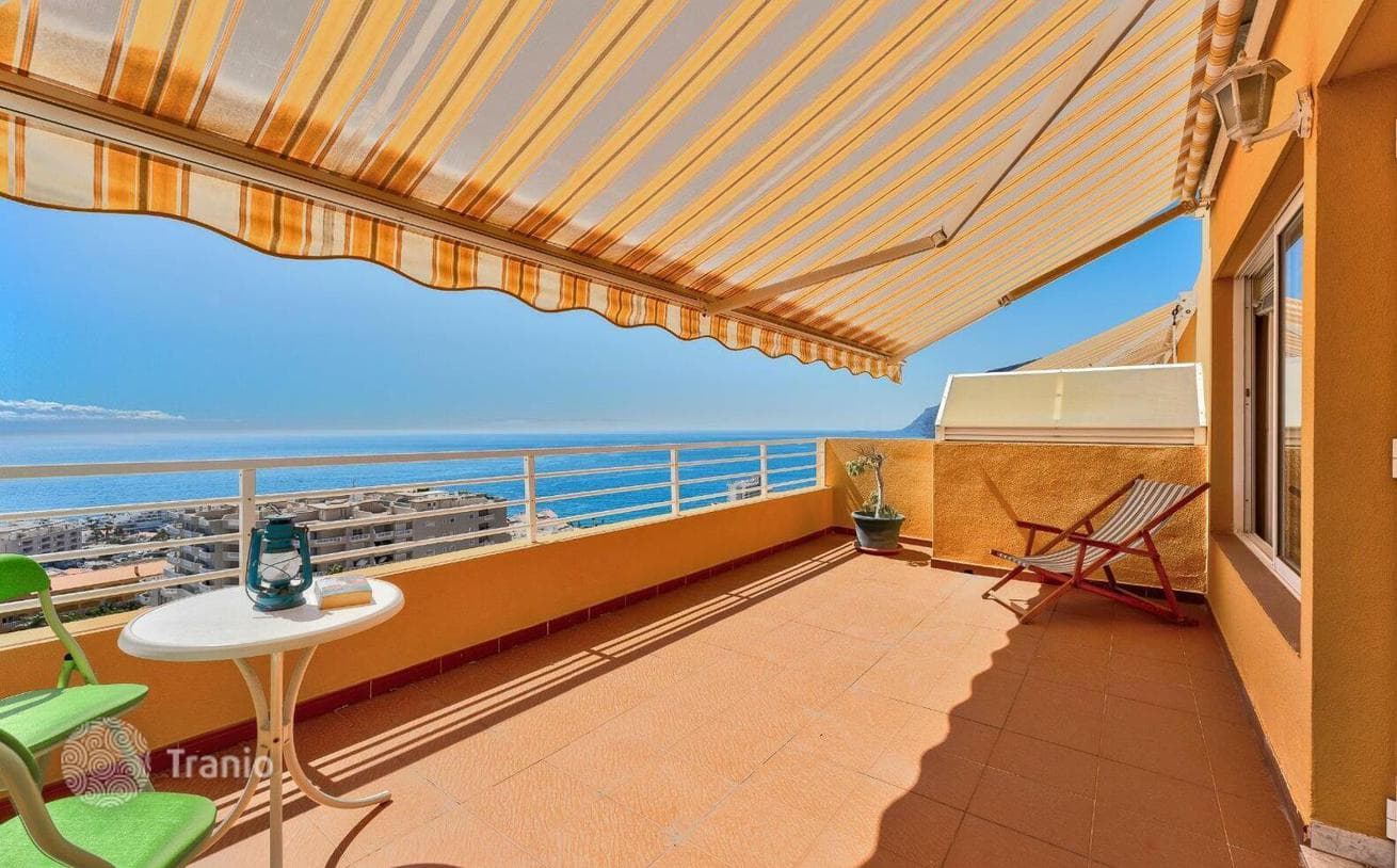 Two Penthouses with Panoramic Ocean Views in Acantilado de los Gigantes, Tenerife
