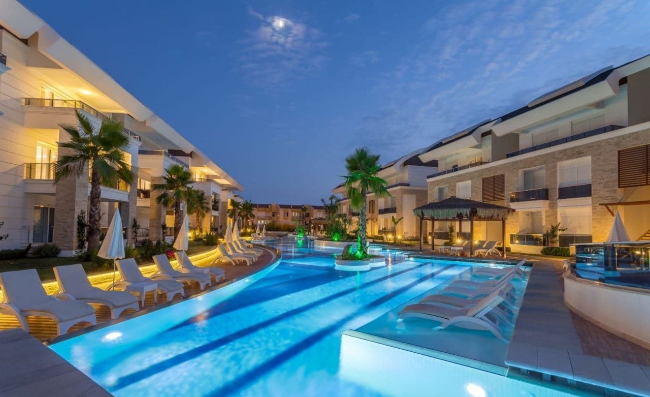 2-Bedroom Apartment in Side, Turkey, photo 2