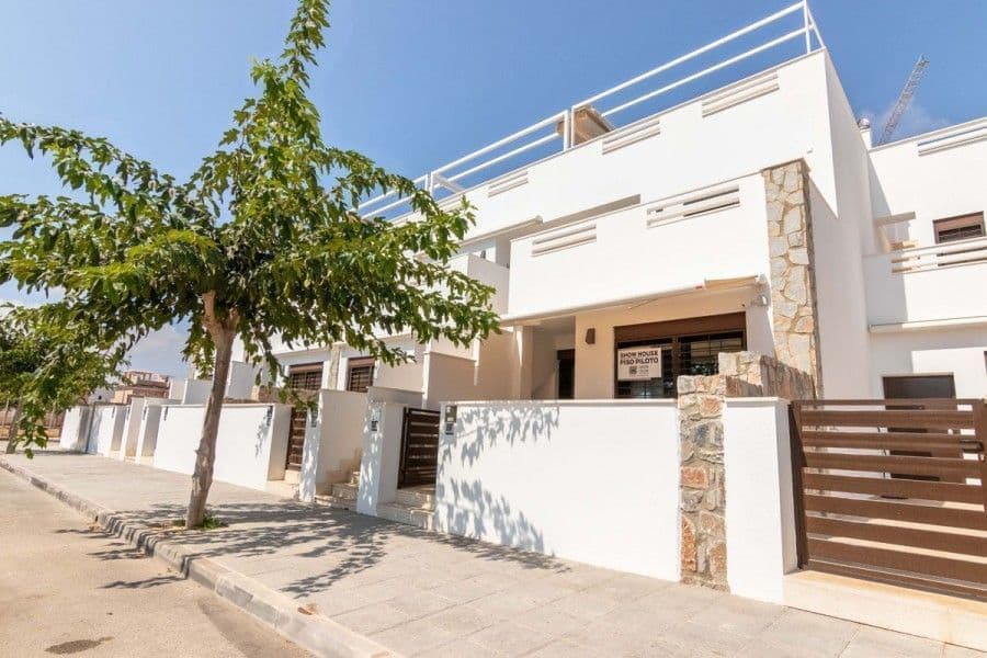 3-Bedroom Townhouse in Pilar de la Horadada, photo 4