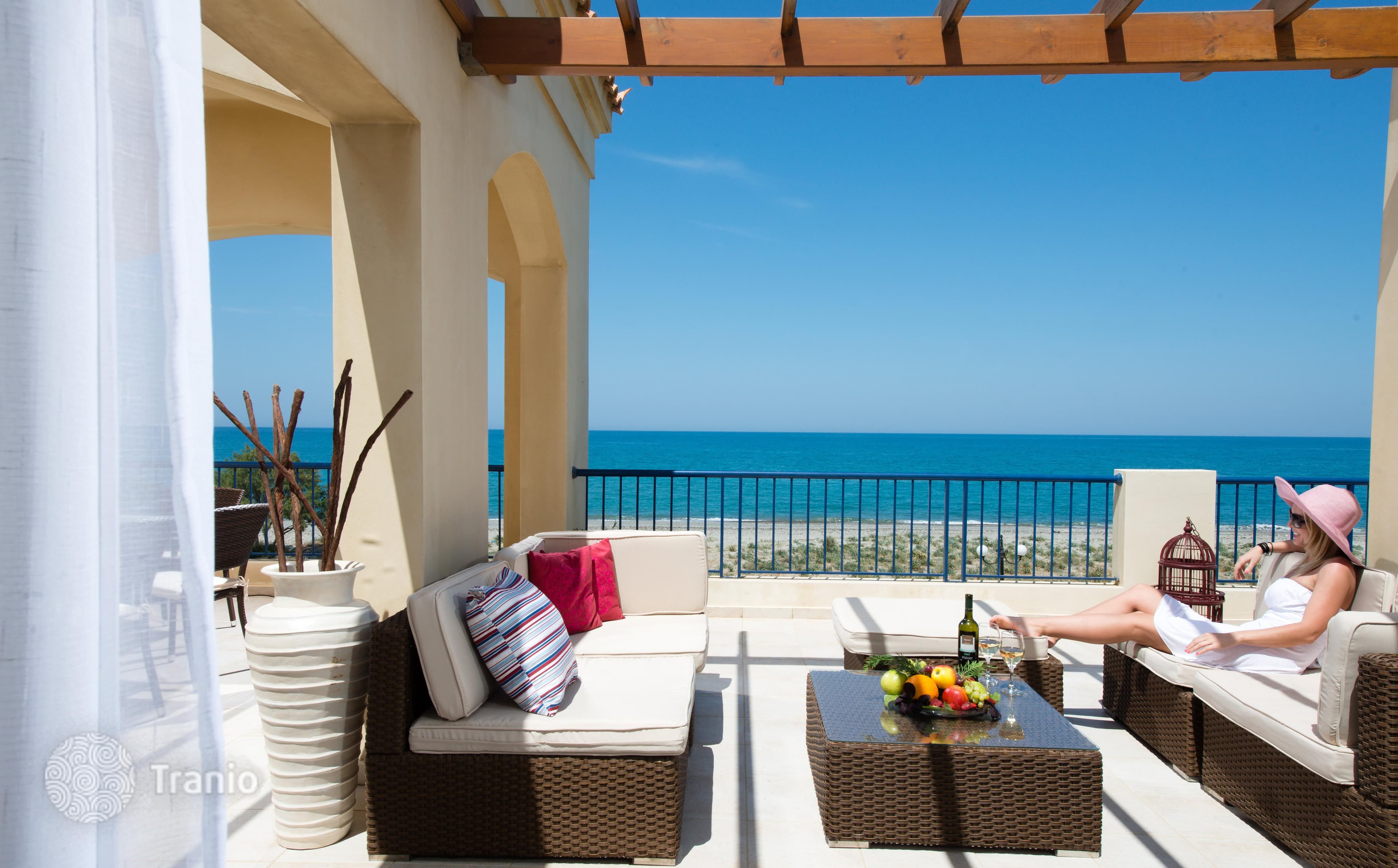 1-Bedroom Penthouse with Sea View in Chania, Crete, photo 2