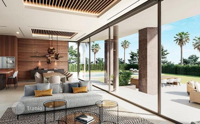 Luxury Villa with Pools, Spa and Home Theater in Puerto Banus, Marbella