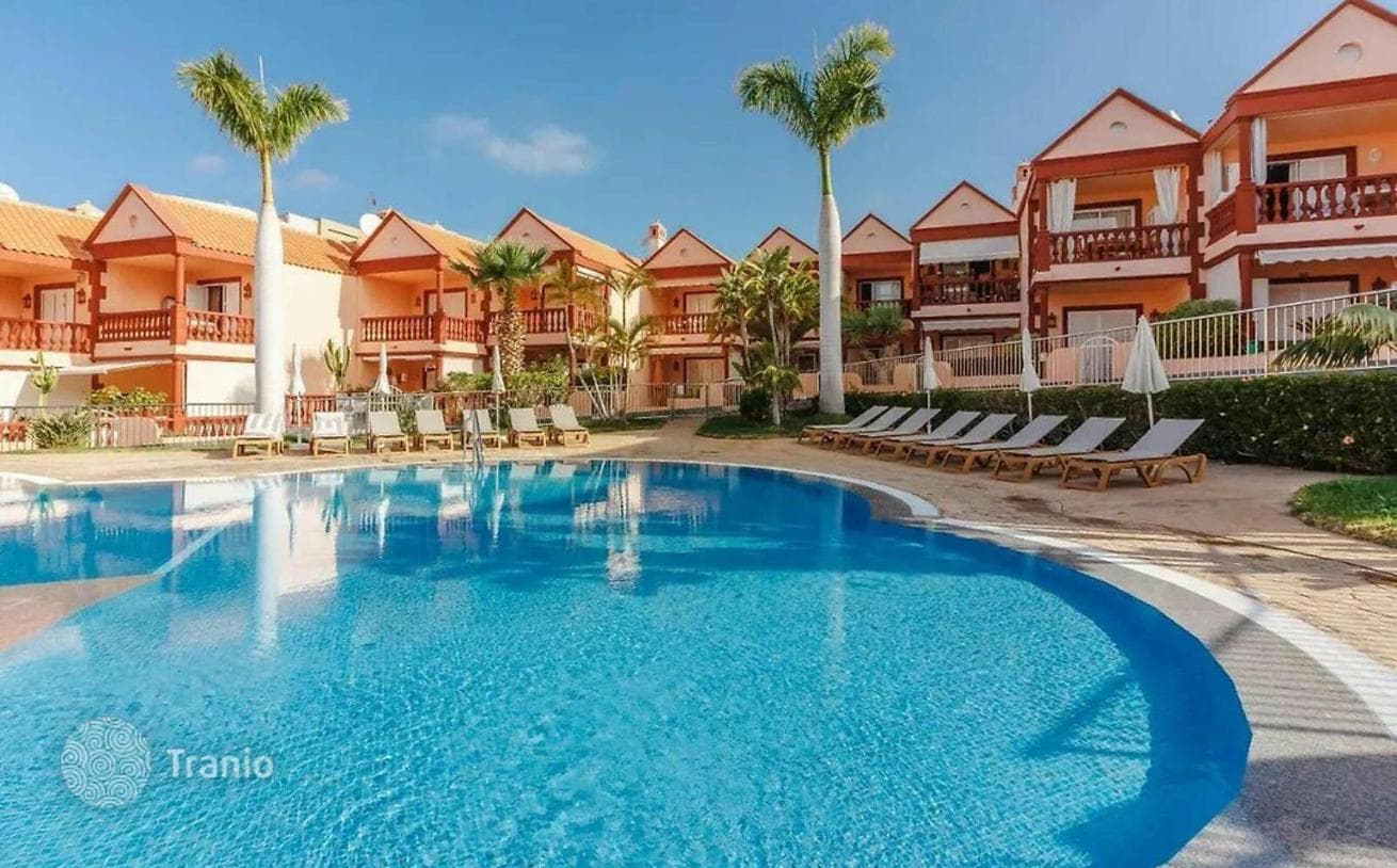 3-комнатный таунхаус 290 м² в Коста Адехе, Испания, фото 3