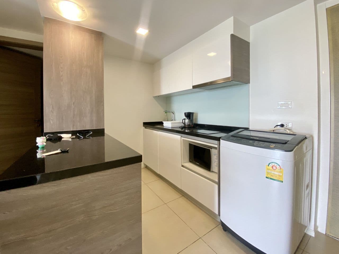 1-Bedroom Condo with Sea View in Pattaya, photo 2