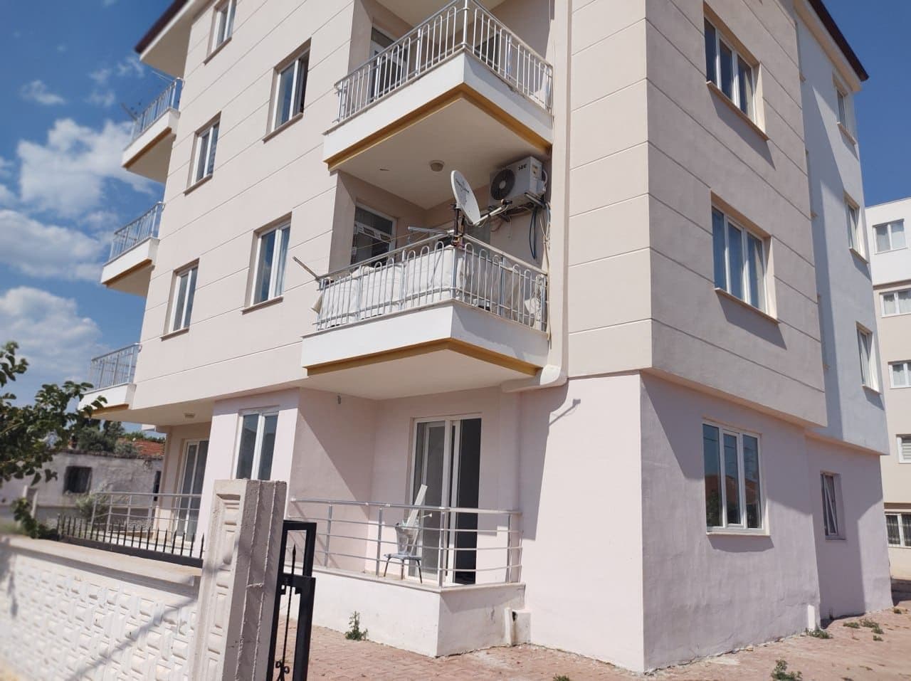 2-Bedroom Apartment in Kepez, Antalya, photo 3