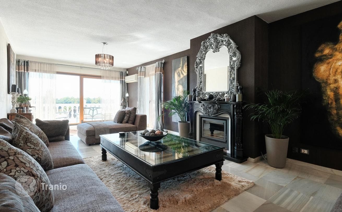 5-Bedroom Villa with Guest Apartment and Private Pool in Marbella East, Marbella, photo 5