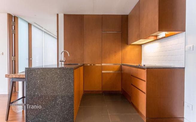 1-Bedroom Condo in Pathum Wan, Bangkok, photo 3