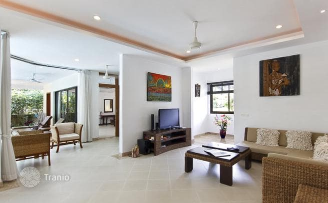 3-Bedroom Villa with Private Pool and Garden in Maenam, Koh Samui, photo 5