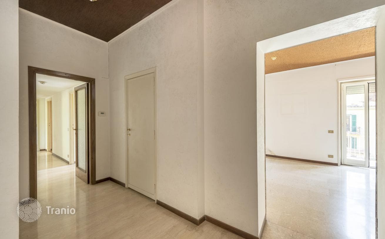 3-Bedroom Apartment in Rome, Italy, photo 5