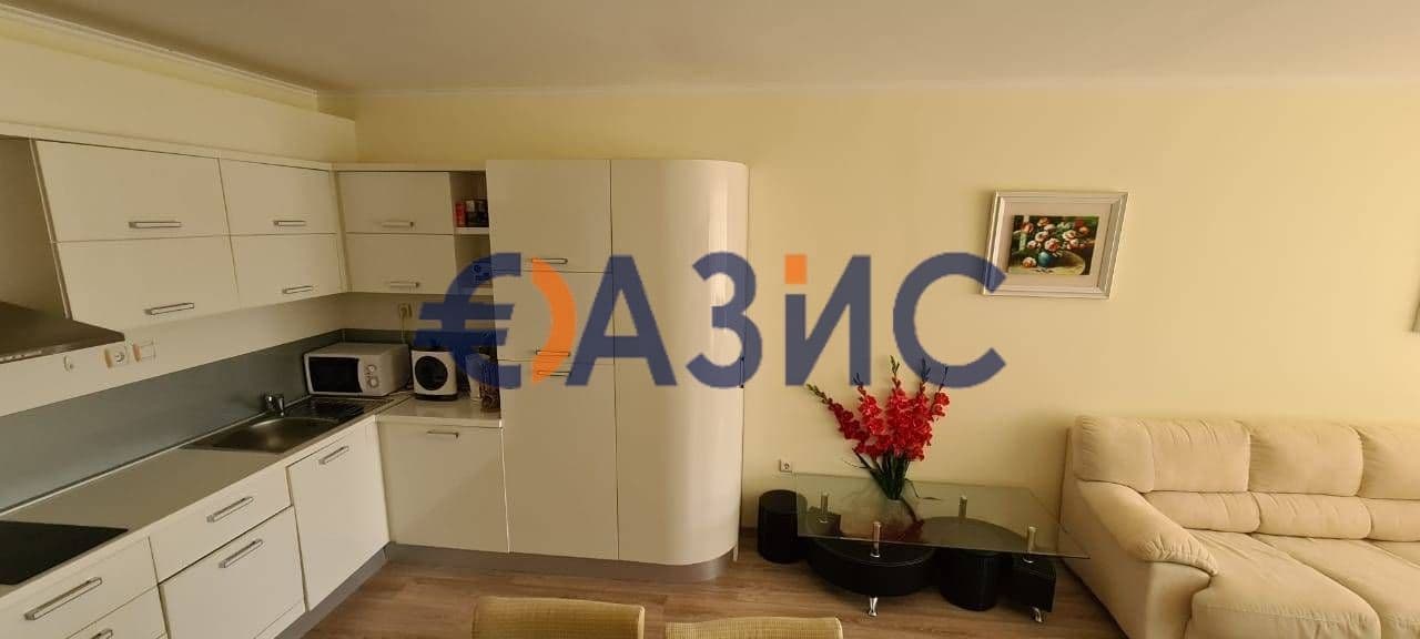 1-Bedroom Apartment in Shkorpilovtsi, photo 4