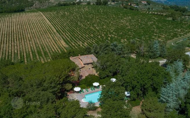 8-Bedroom Farm in Bucine, Italy, photo 2