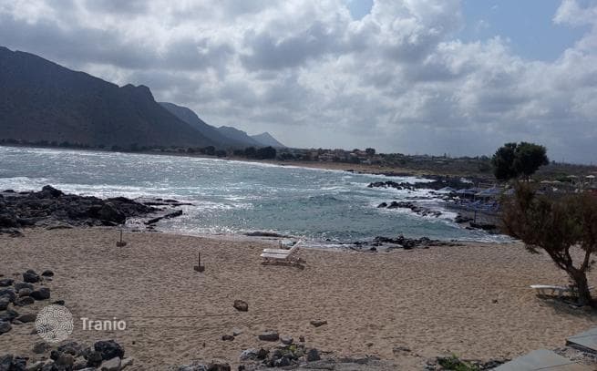 Beachfront Land Plot with Buildings in Stavros, Crete, photo 2